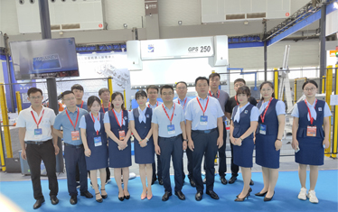 2021第24届青岛国际机床展览会：LAG葛世®国际机械手折弯单元成为现场瞩目的焦点！